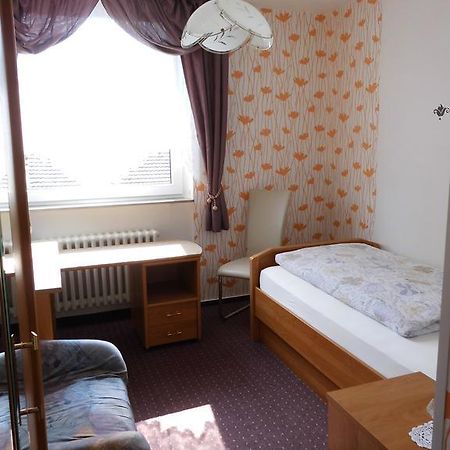 Hotel Garni Am Heuberg Ешвеге Екстериор снимка